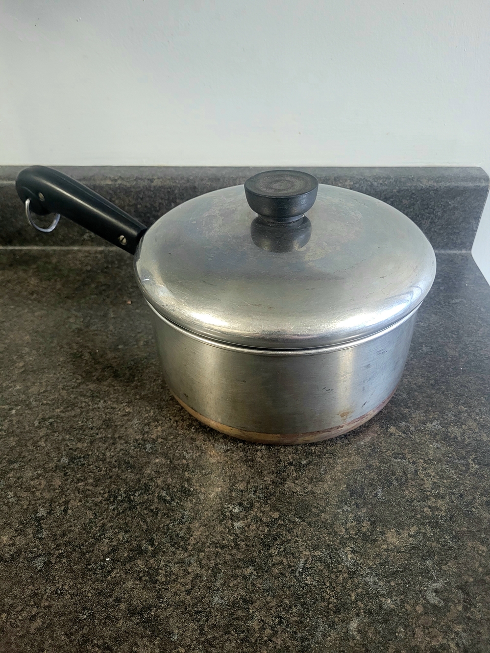 Revere Ware 2quart Pot With Lid